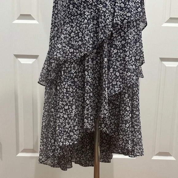 Maggy London Navy Blue V-Neck Floral Ruffles Coquette Girl Midi Dress Size 10 - Picture 6 of 15